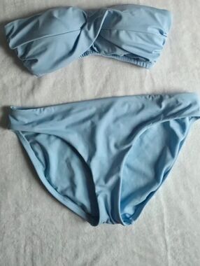 Shade & Shore Teal Strapless Bikini Set with Front Tie